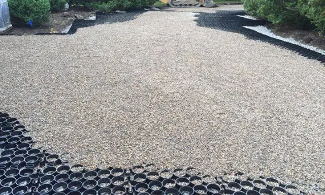 Ile kosztuje podjazd z kamienia? Poznaj realne ceny i oszczędź.